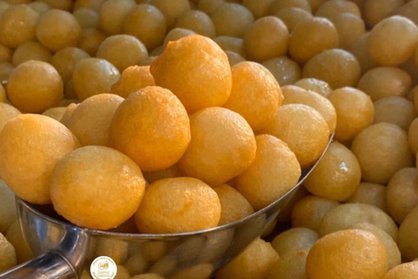 لقيمات  - صغير