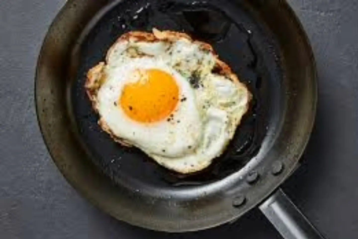 بيض عيون  - صغير