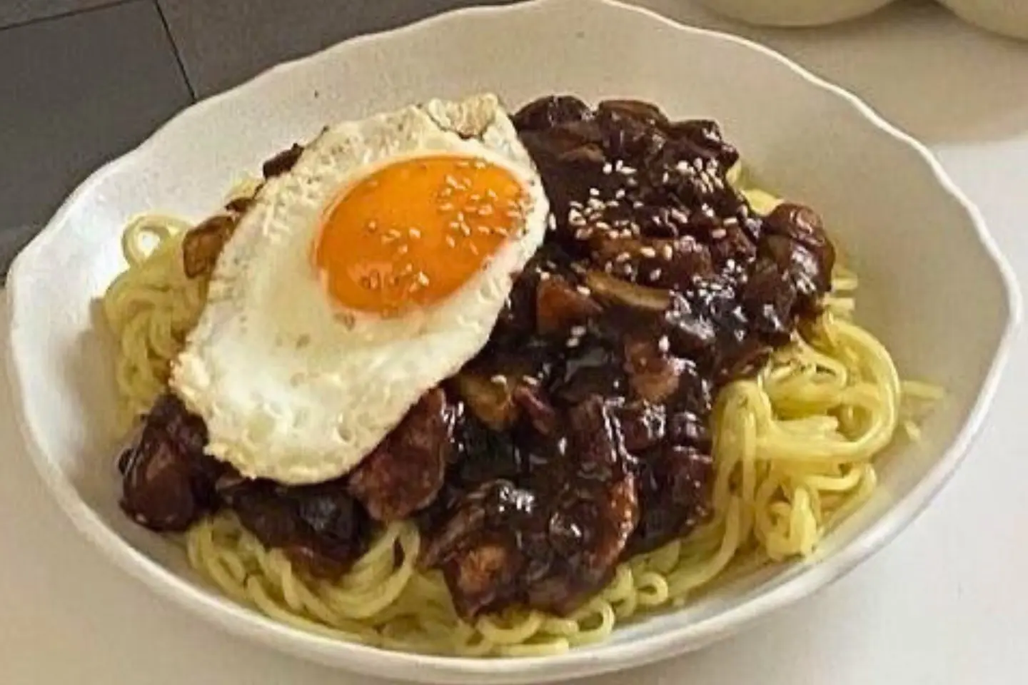 جان جاجانغ ميون - حجم عادى