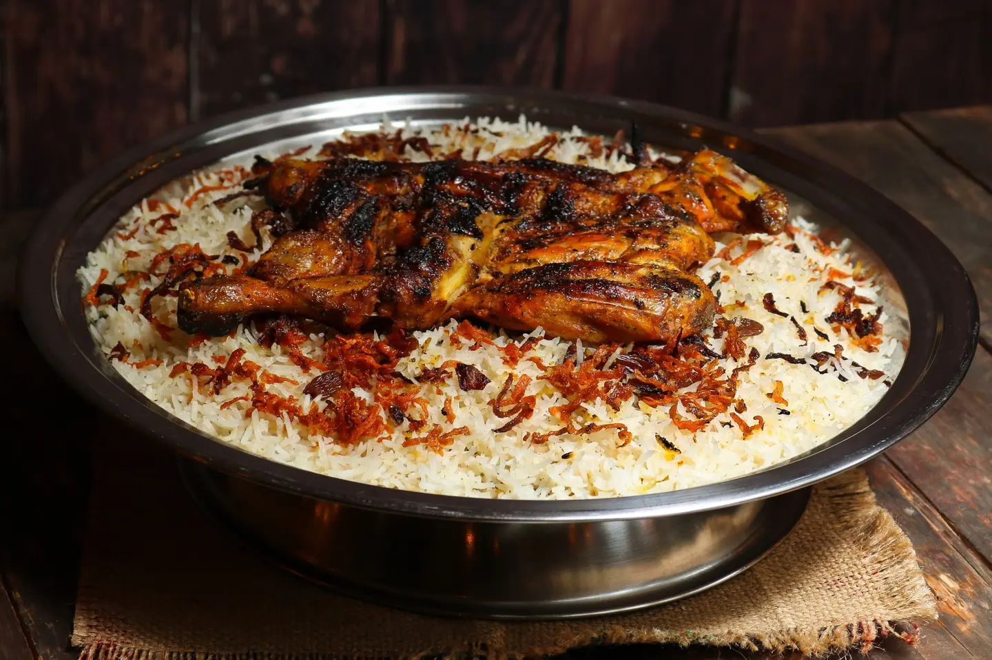 دجاج فحم أرز بيشاور - نص دجاج
