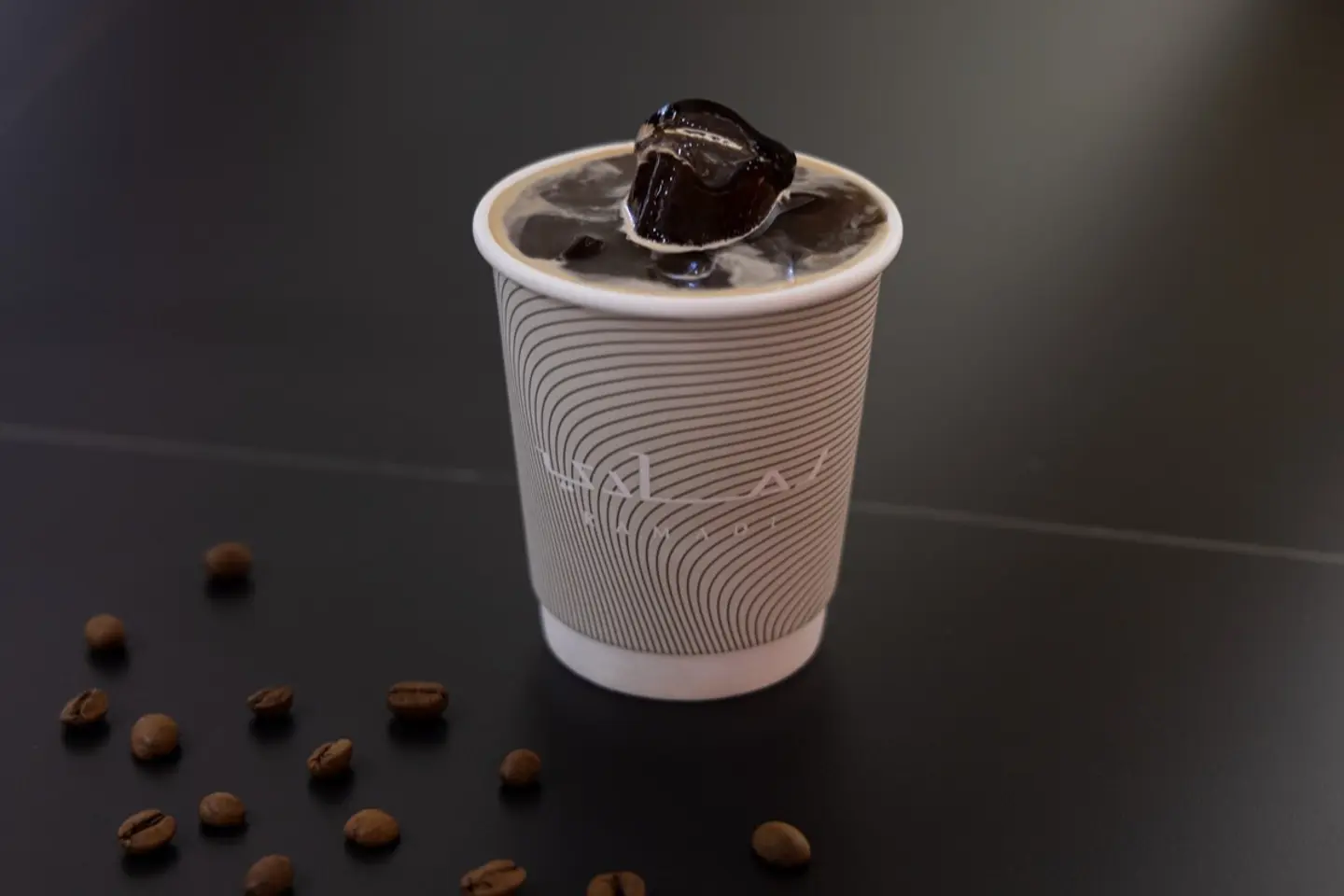 آيس أمريكانو - وسط