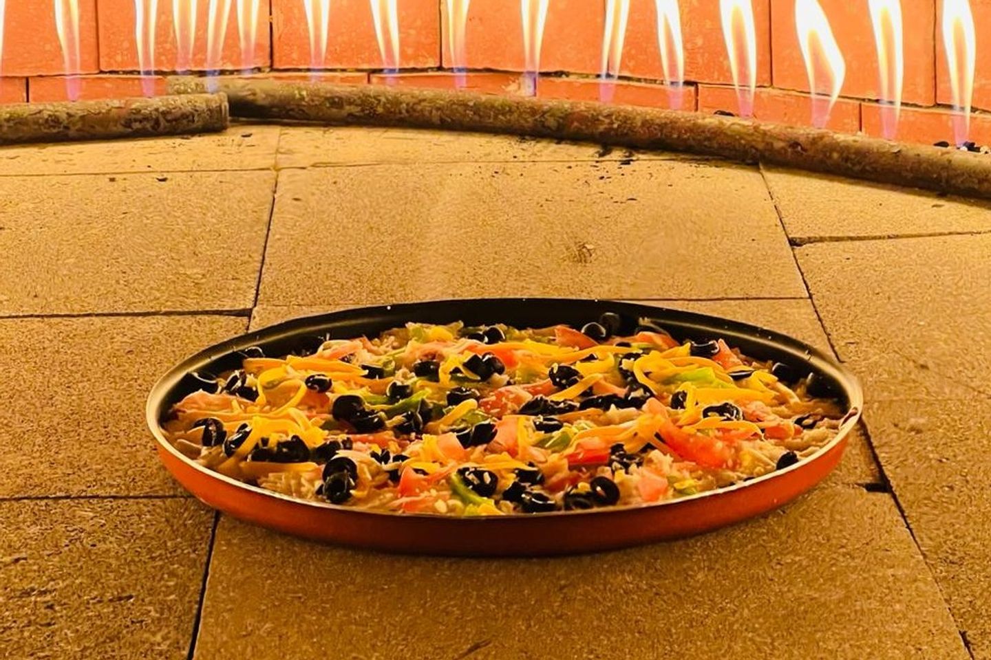 Medium Vegetable Pizza - Big