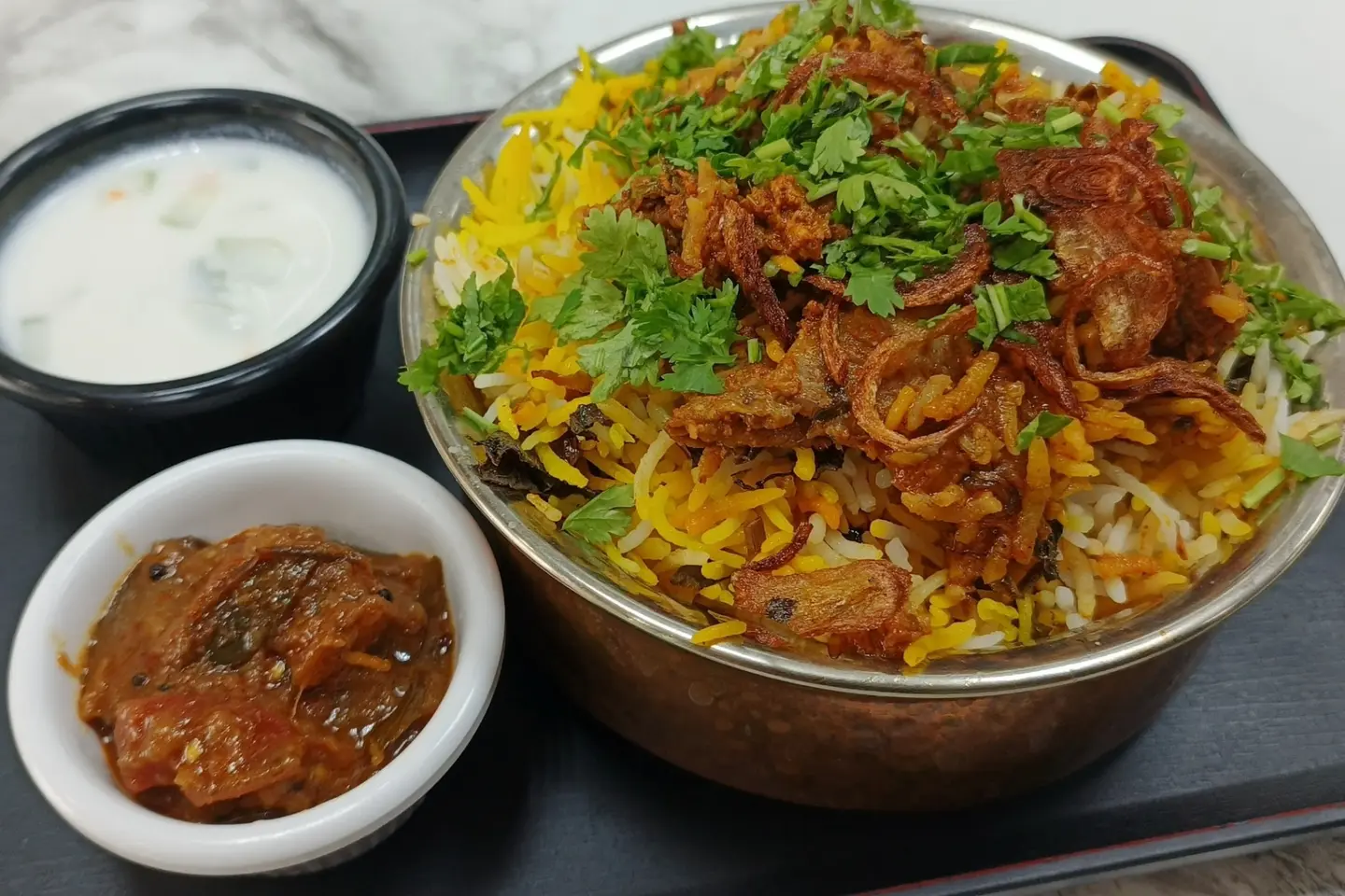 برياني دجاج دوم - طبق صغير / صحن اثنين كيلو