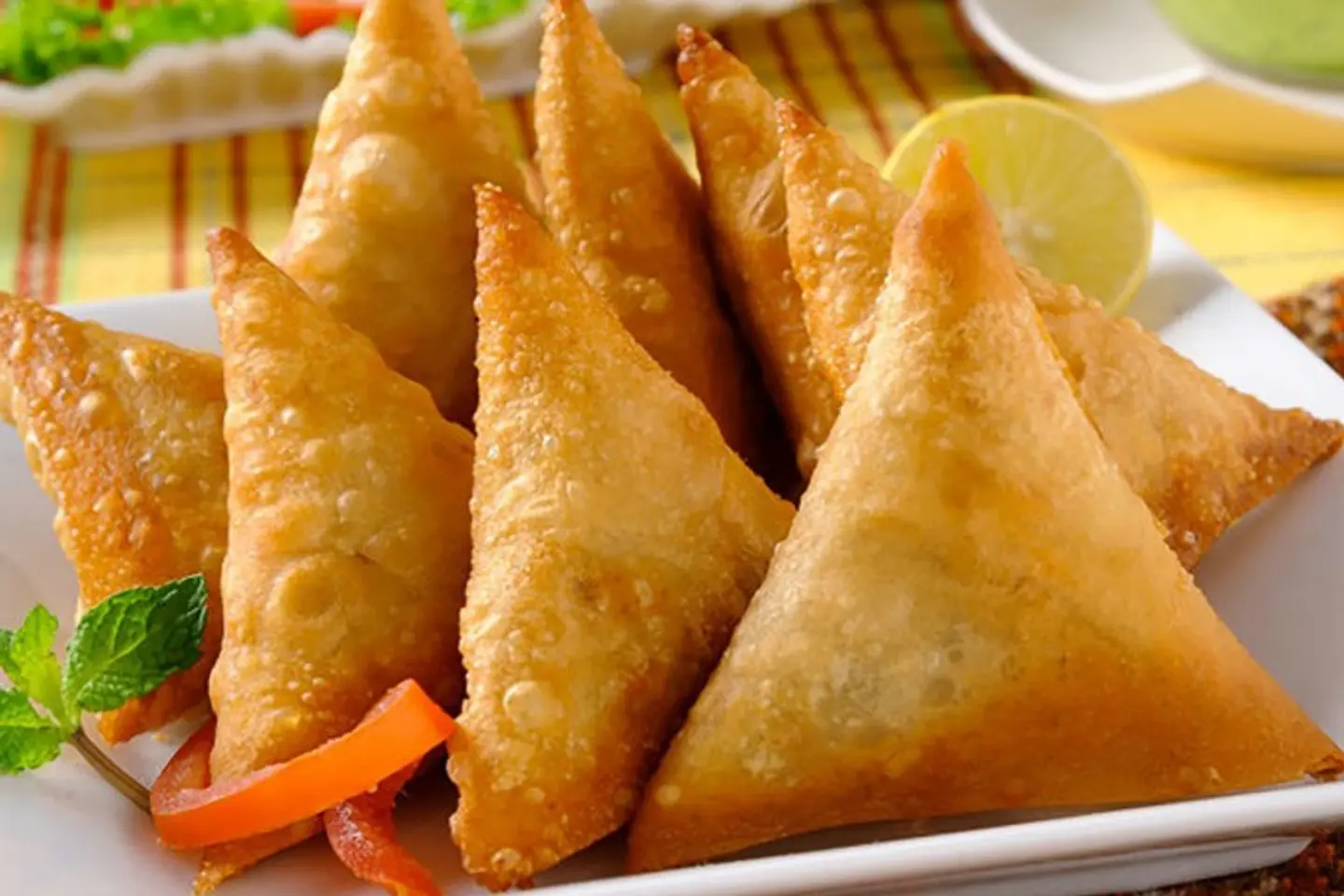 سمبوسه جبن  - وسط ١٥ حبه