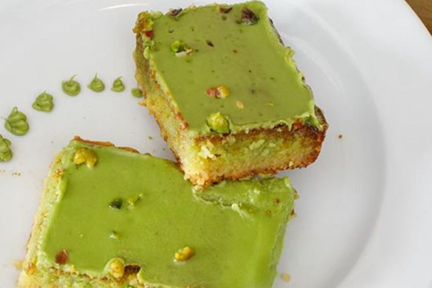Pistachio Basbousa - Kilo
