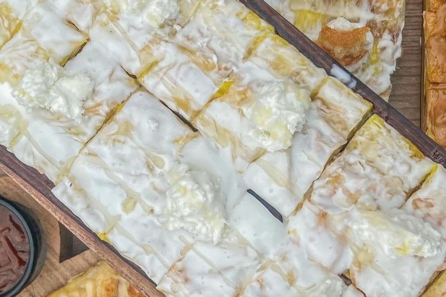 Cream Pie With Honey - Roll