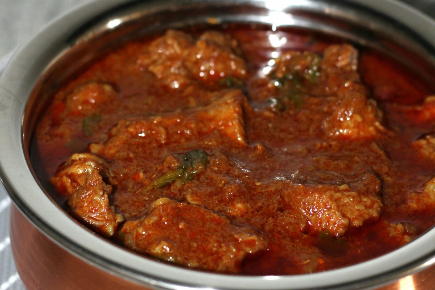 لحم  طازج مسالا - غير حار