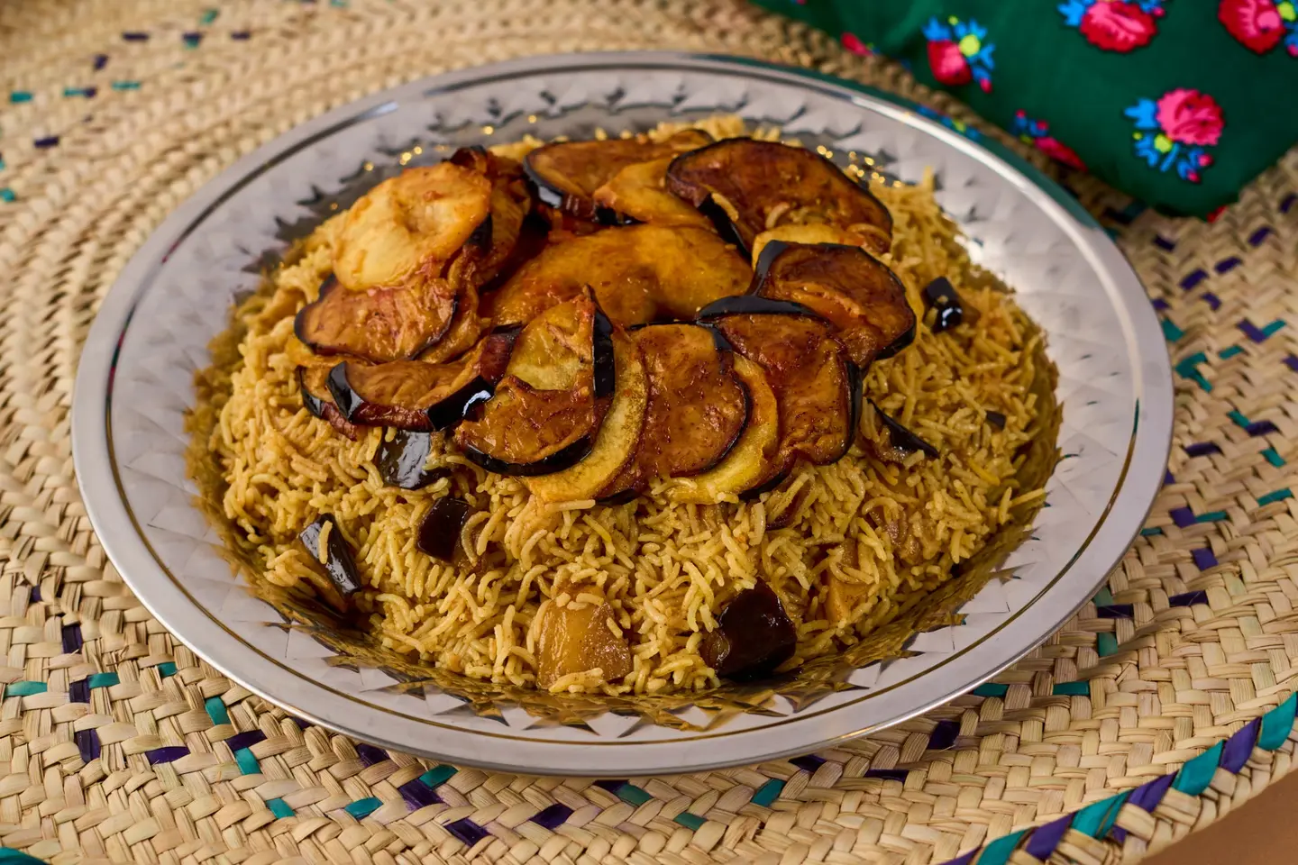 مقلوبة المنصى - نصف دجاجة