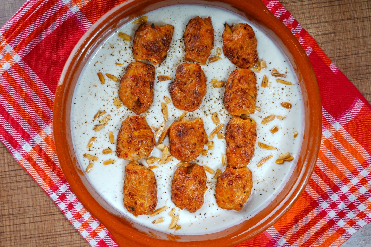 Grated Chicken With Yogurt - Half A Kilo