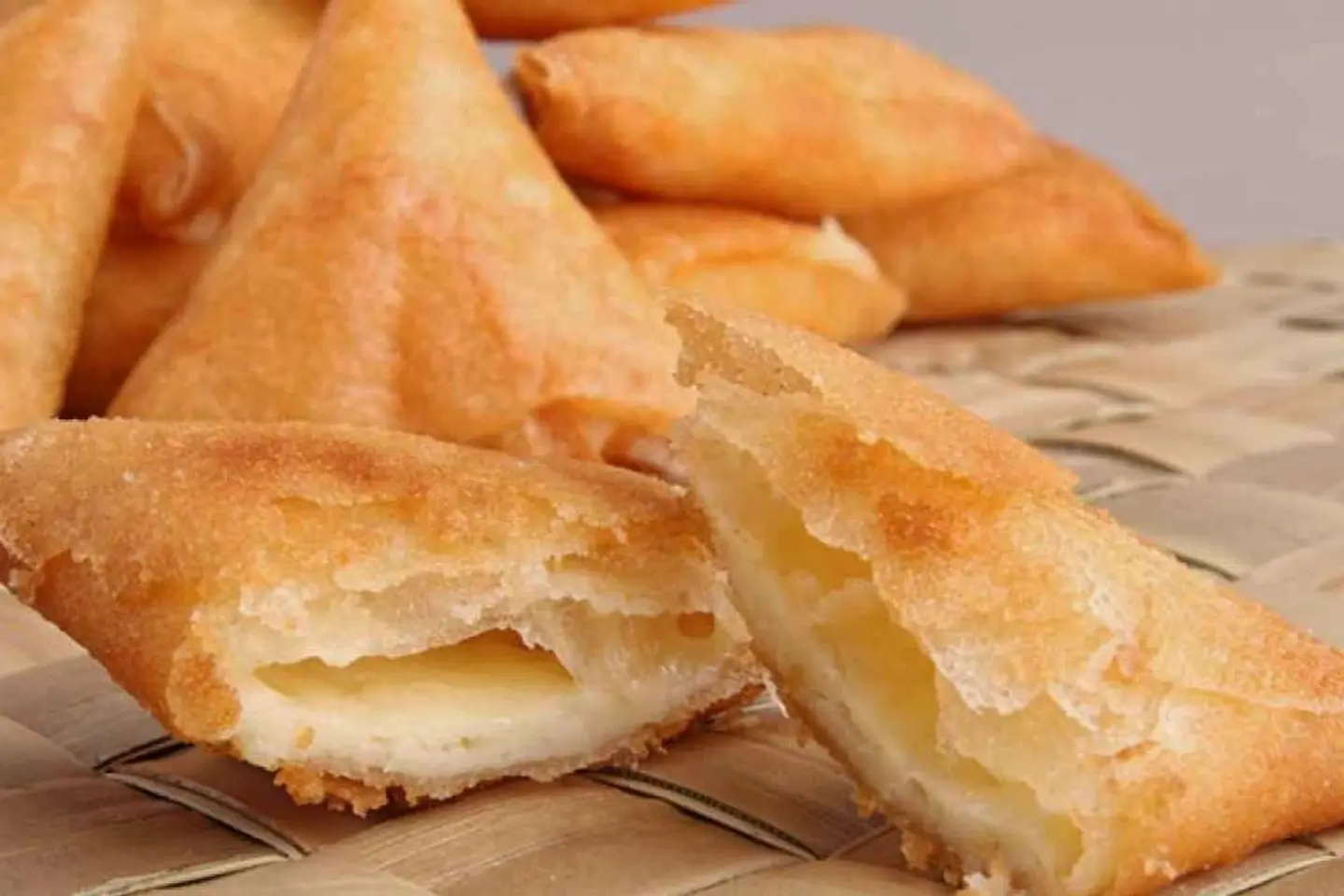 سمبوسة جبن سائل - ربع كيلو