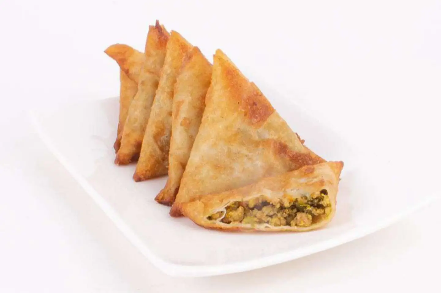 سمبوسة لحم عجل طازج - عشرين قطعة