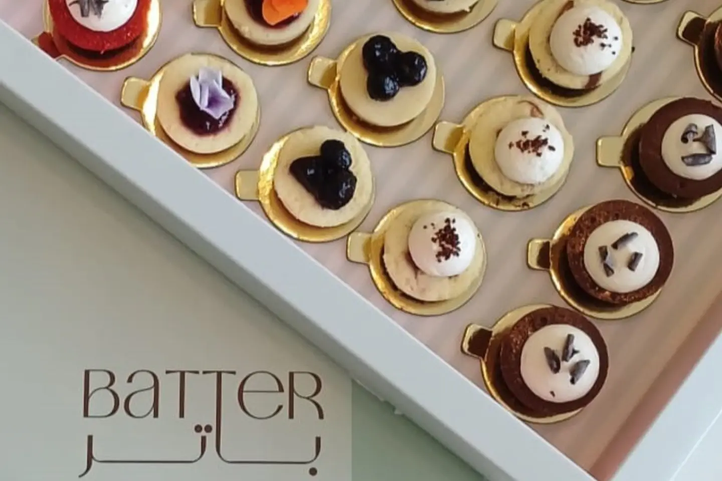 Box Mini Cheesecake 20 Piece - 20 Pieces