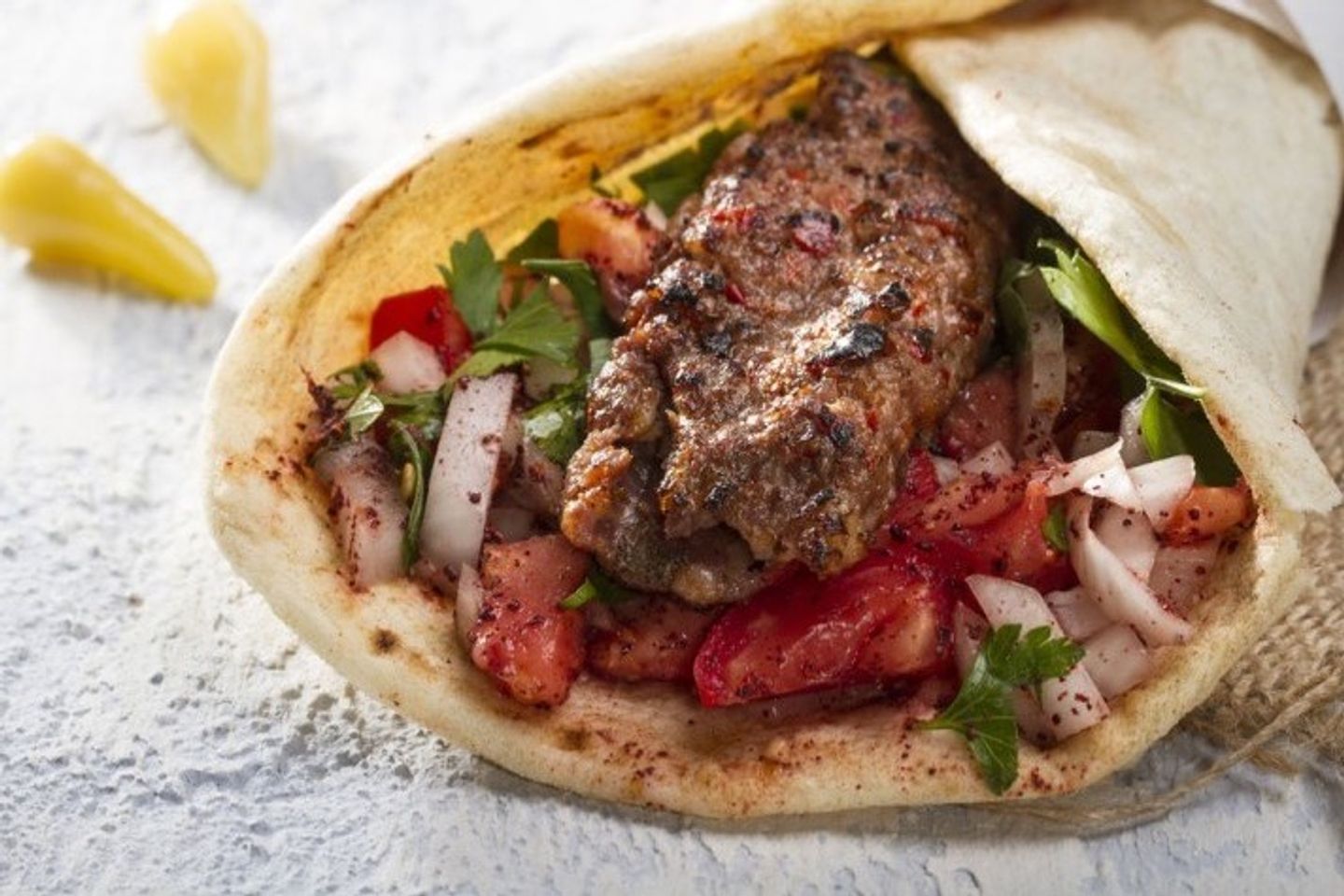 Sandutsh Kabab Lahm - سندوتش كباب لحم