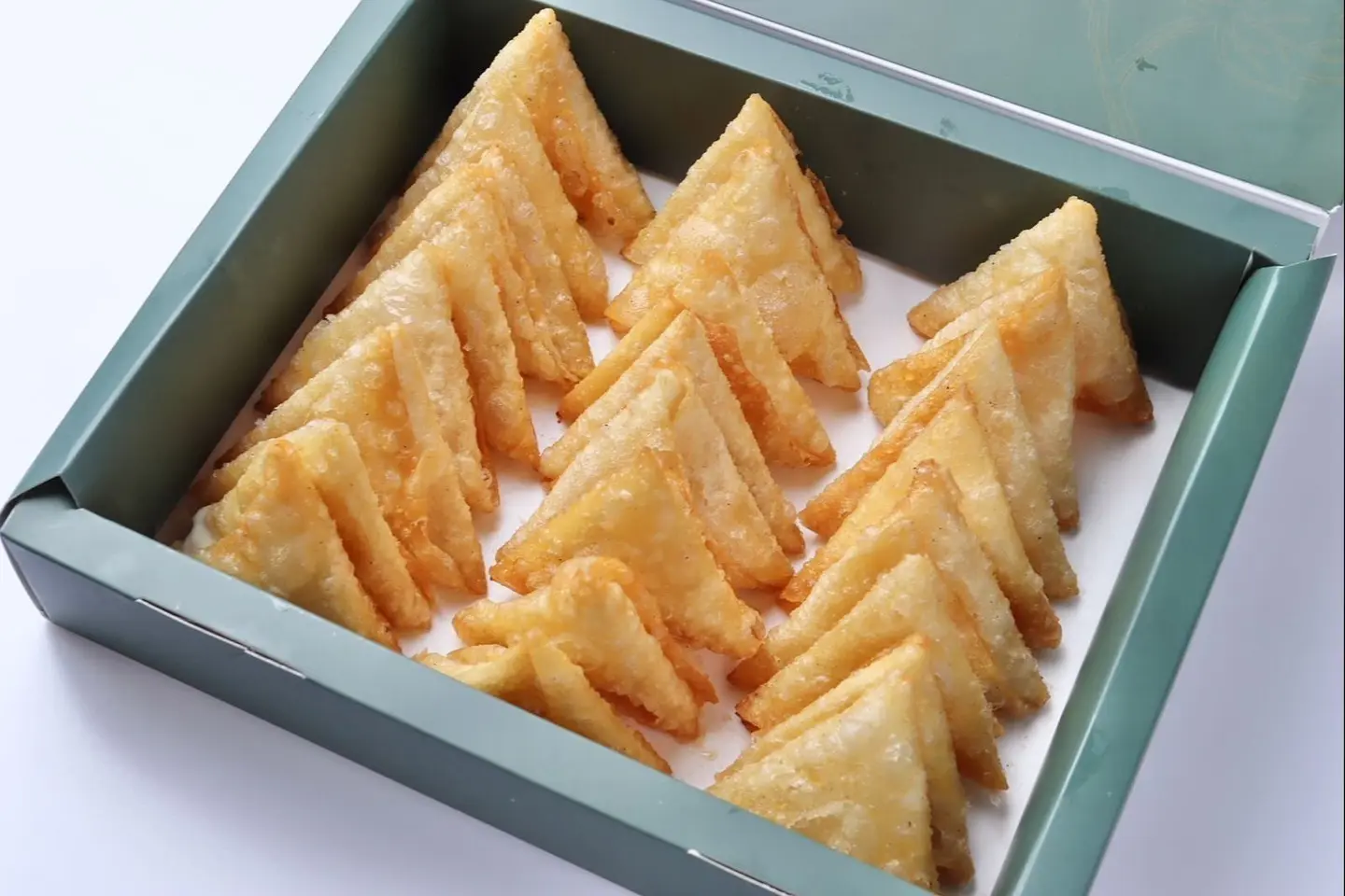 سمبوسة دجاج بالفرن - حجم كبير