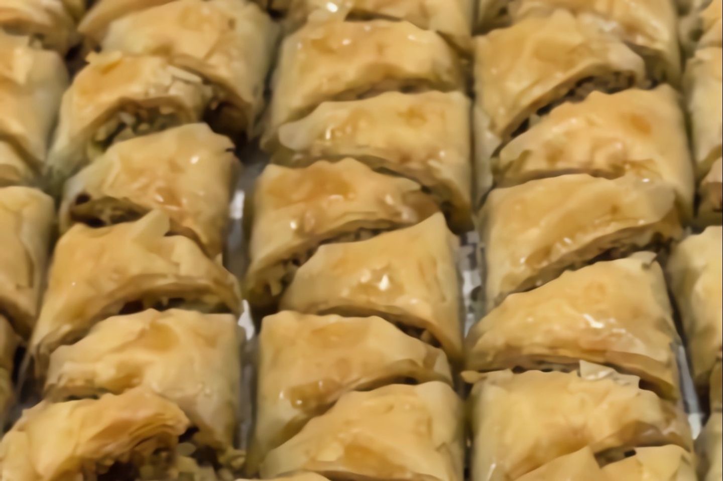 Eyes With Cashews - 1 Kg
