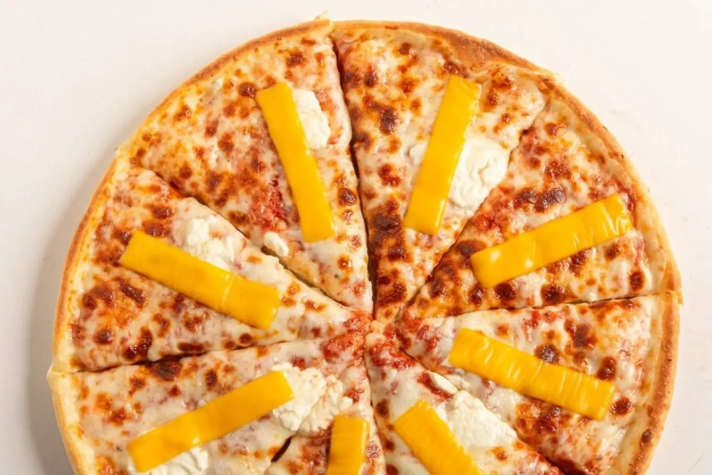 بيتزا كواتروفورماجيو - وسط