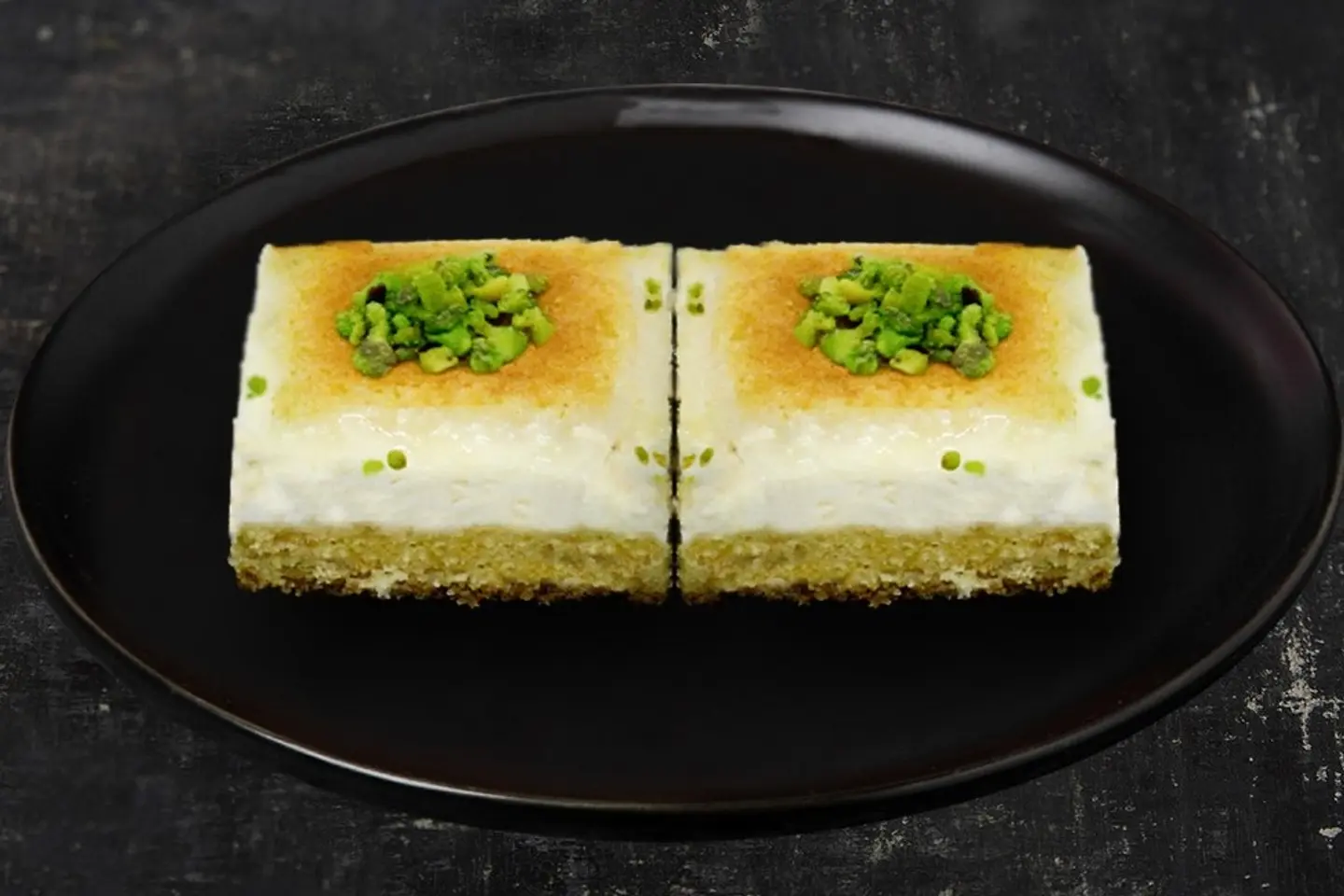 Royal Basbousa With Creame - 500g