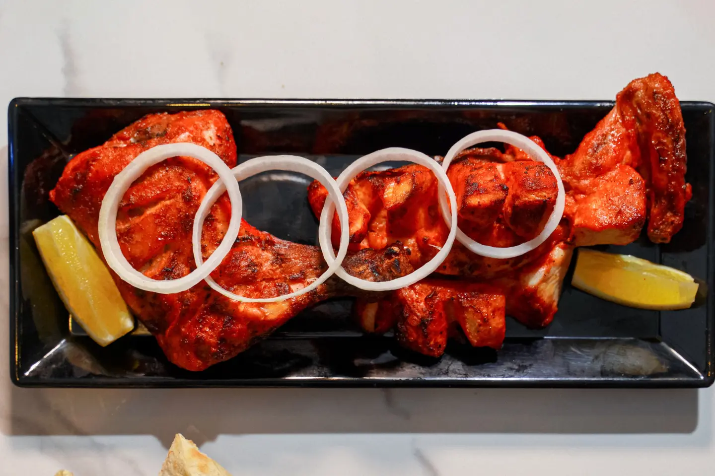 تيكا الدجاج - رجل