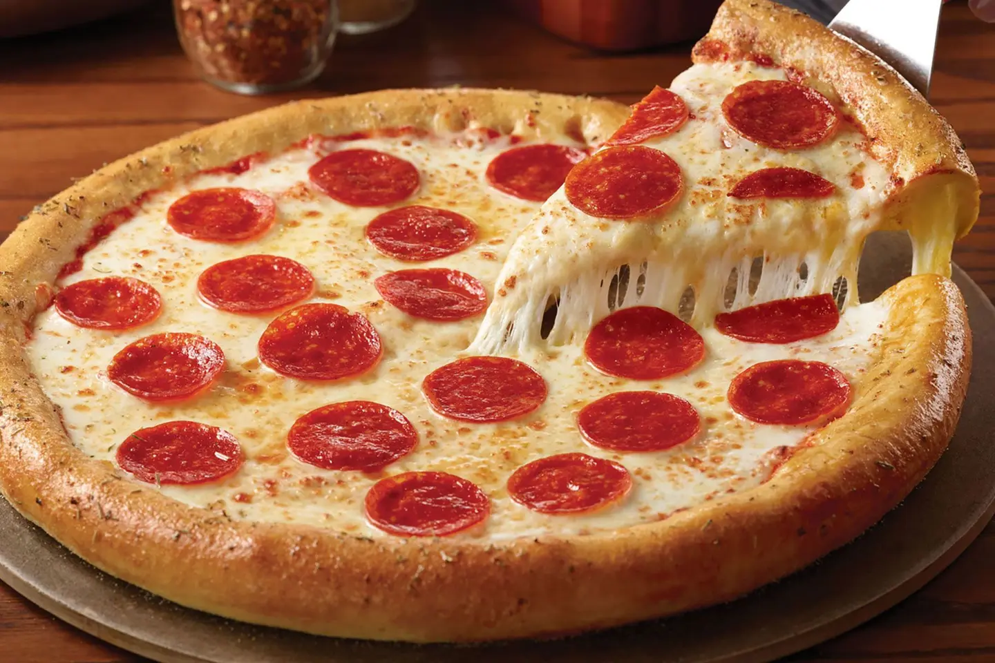 Pepperoni Pizza - Big Pepperoni Pizza