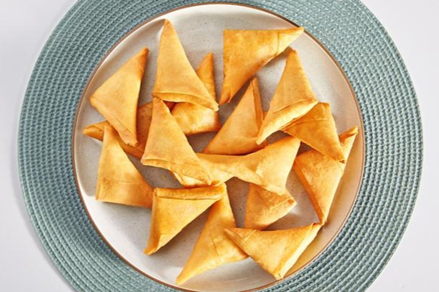 Crispy Samosa With Cheese - 20 Pice