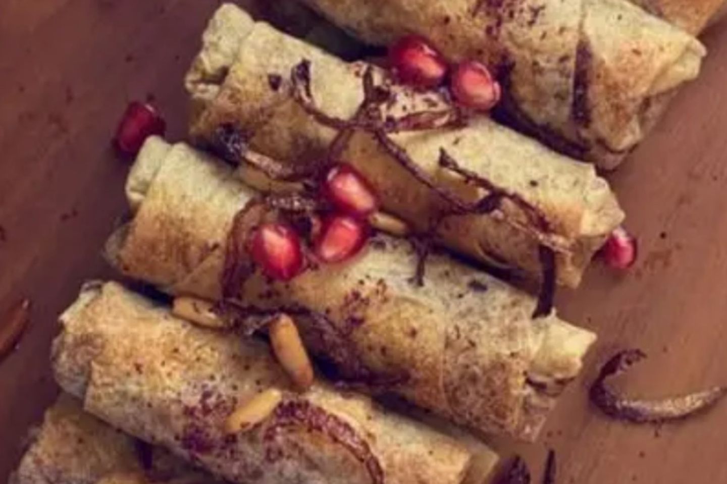رولات مسخن  - ٧ حبات مسخن