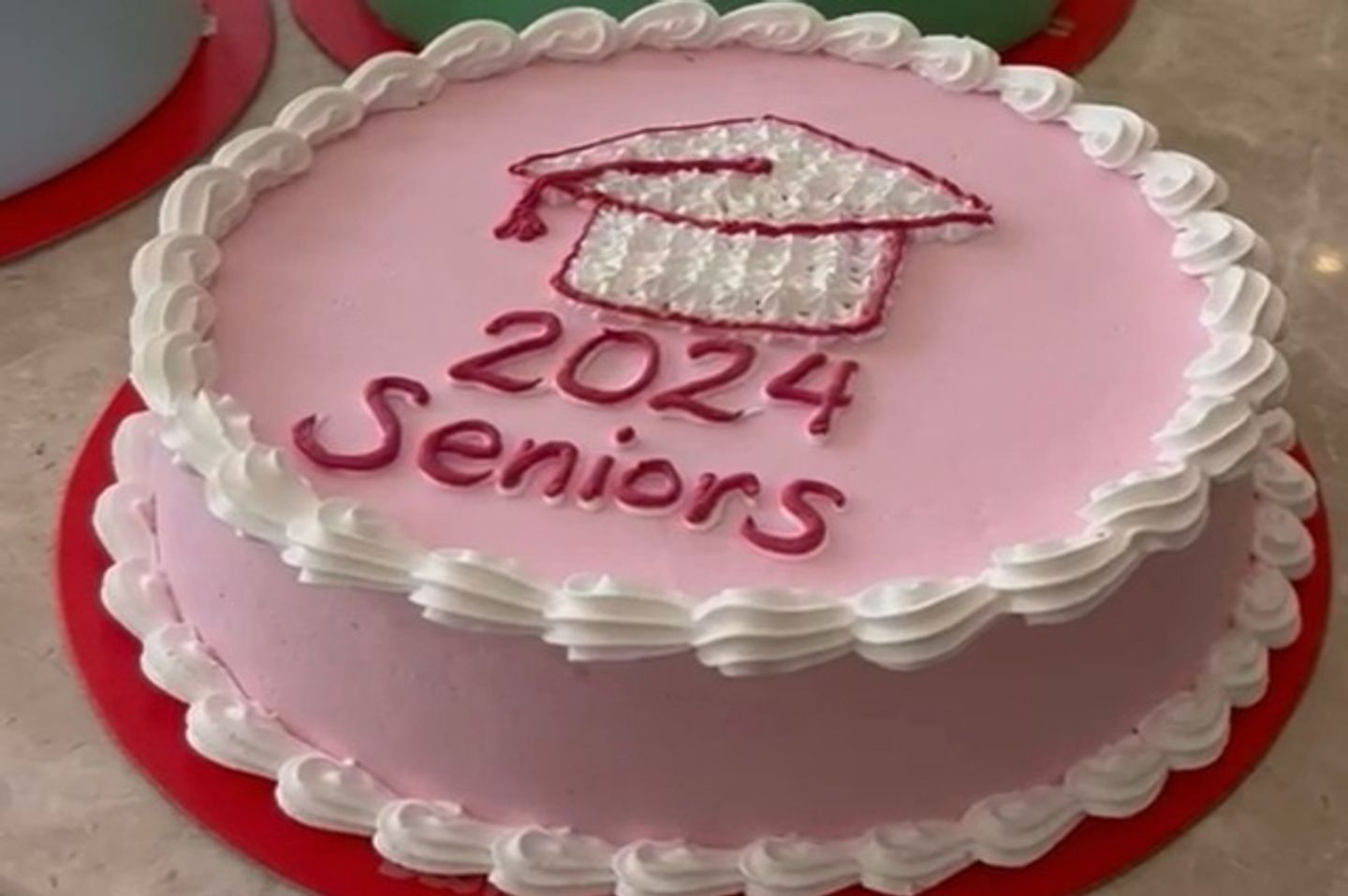 Graduation Cake D - Vanilla With Sprinkles