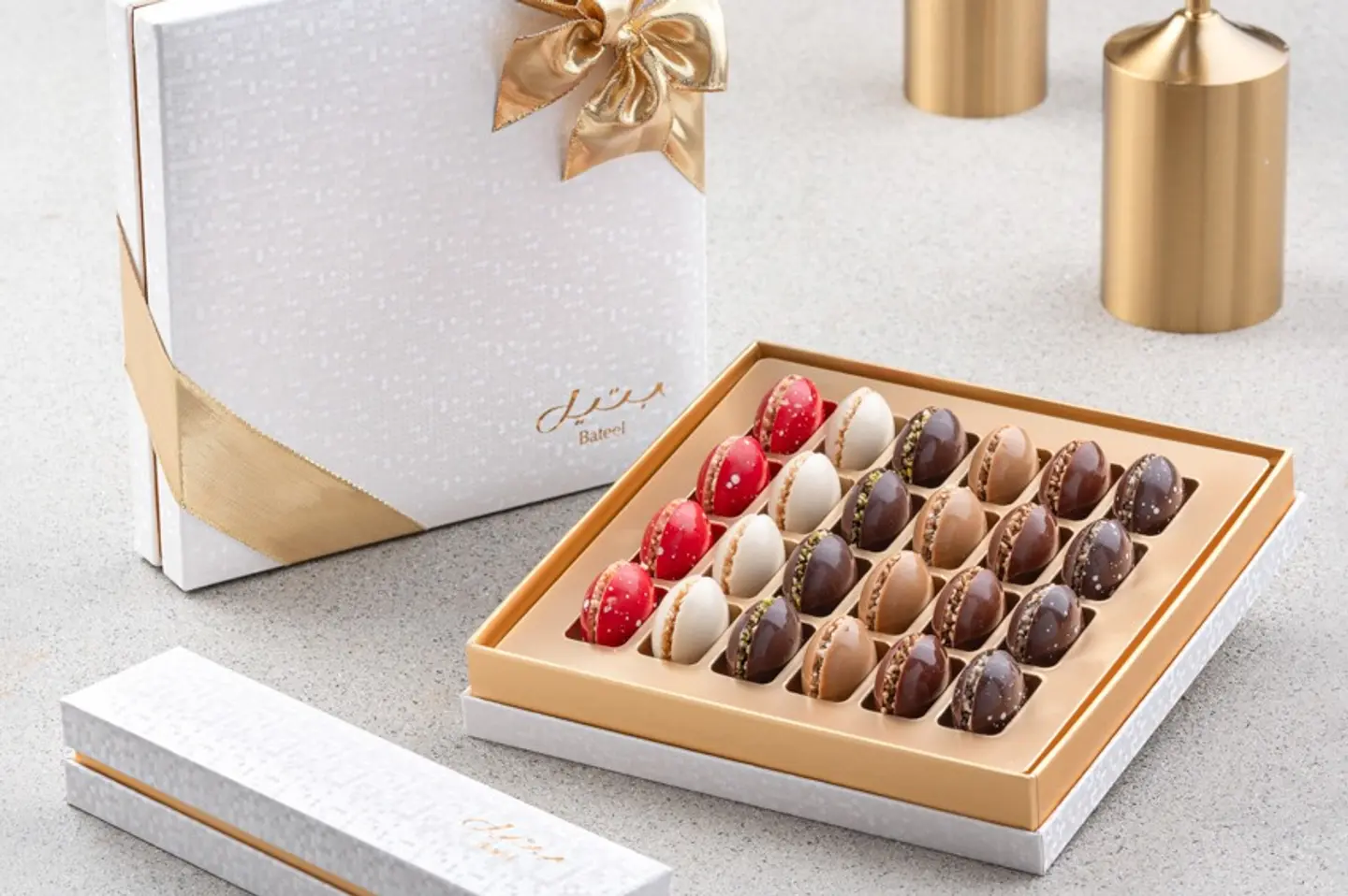 Macaron Chocolate Gift Set - Palm Medium