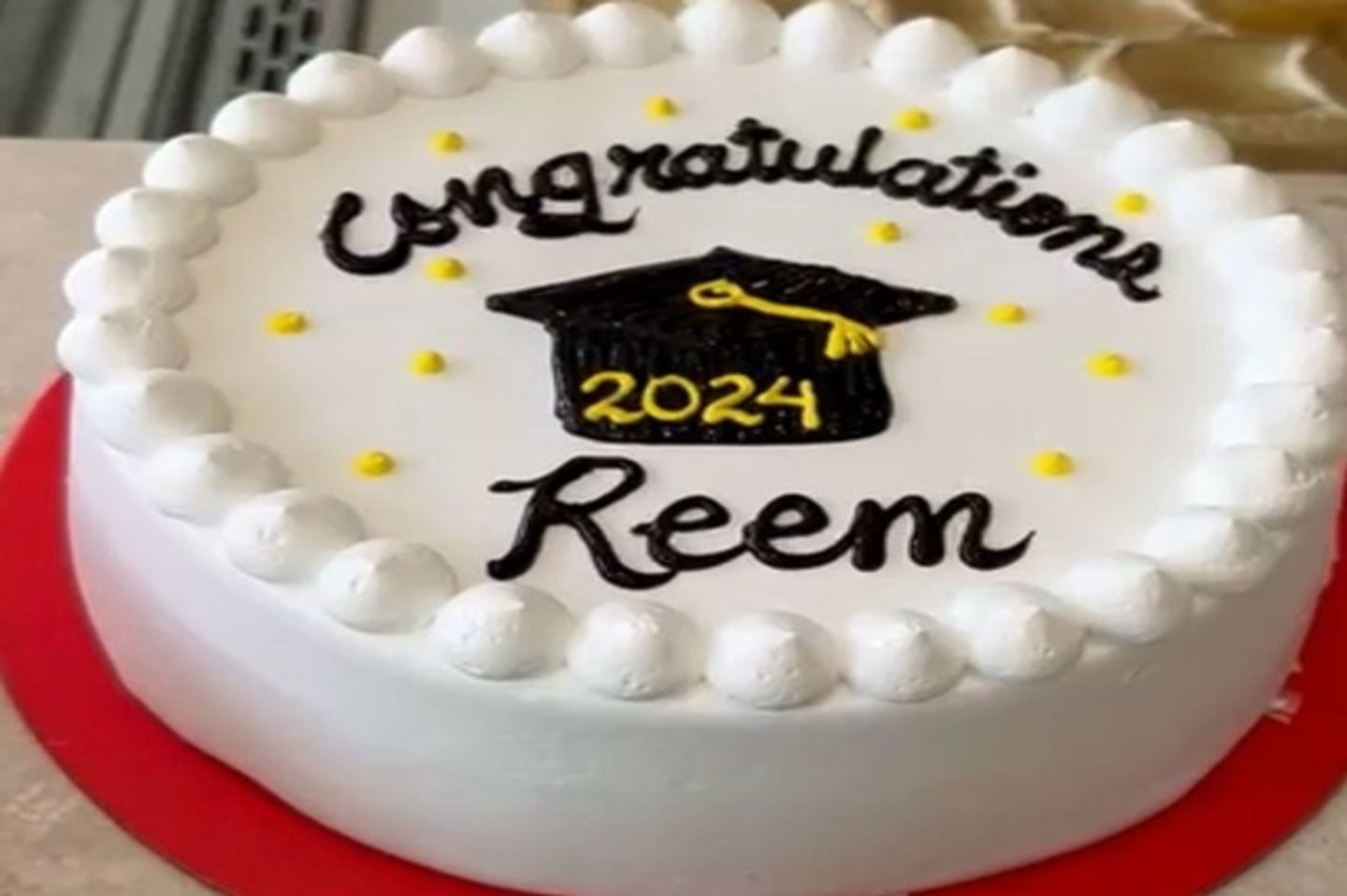 Graduation Cake B - Mango