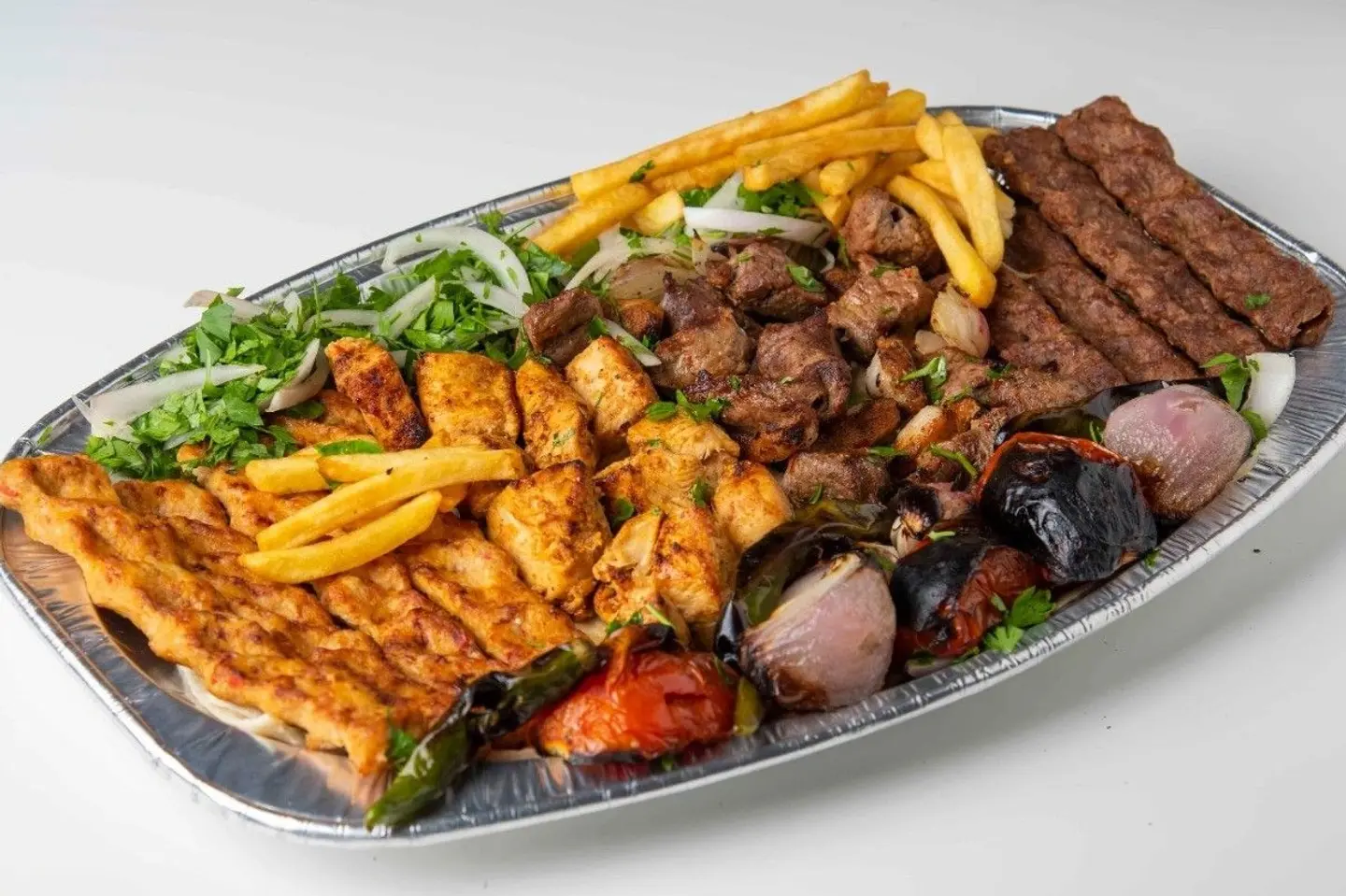 مشاوي مشكل لحم ودجاج - نفر