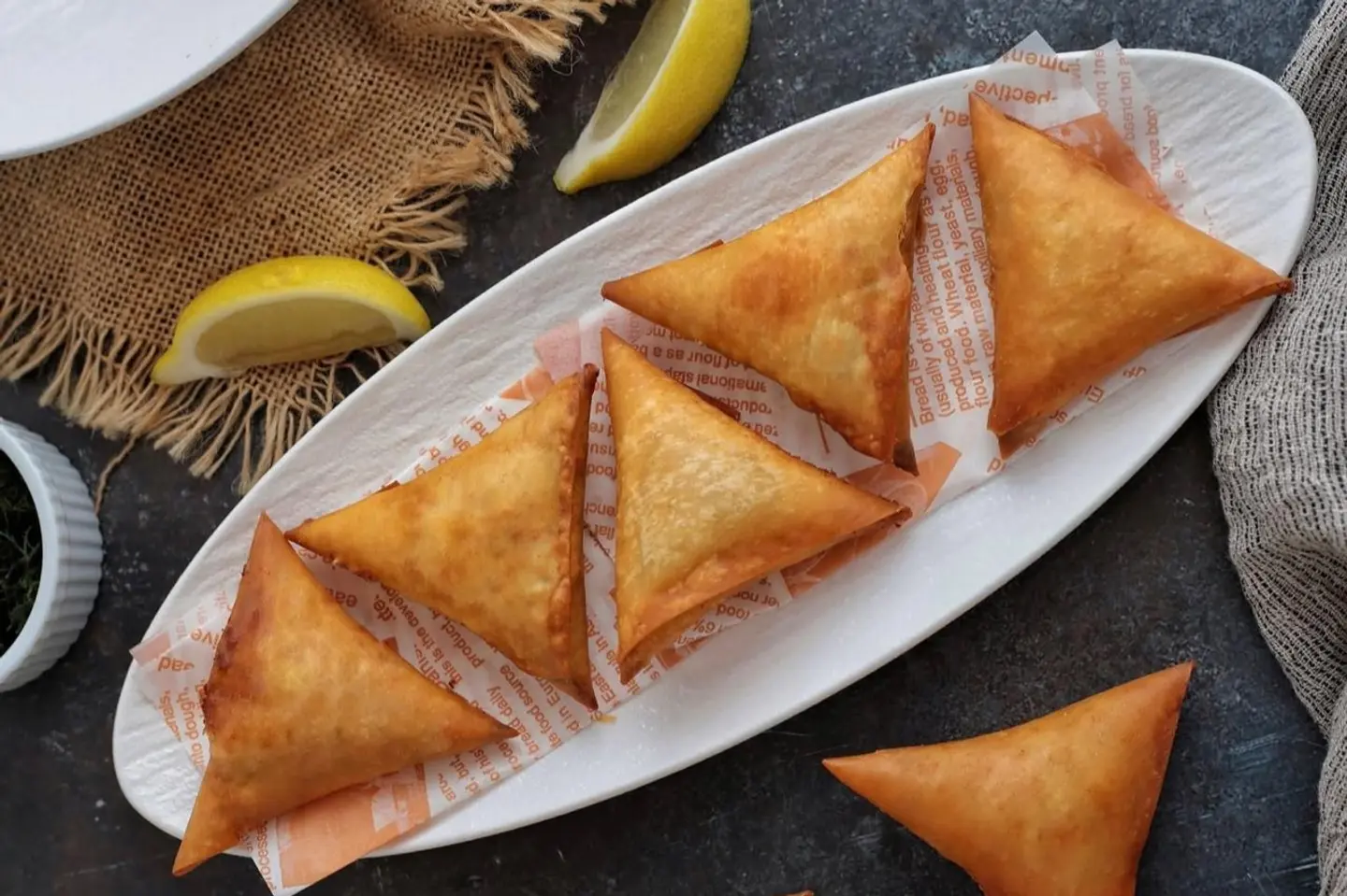 سمبوسة لحم - ٣٠ قطعة سمبوسة من أي نوع