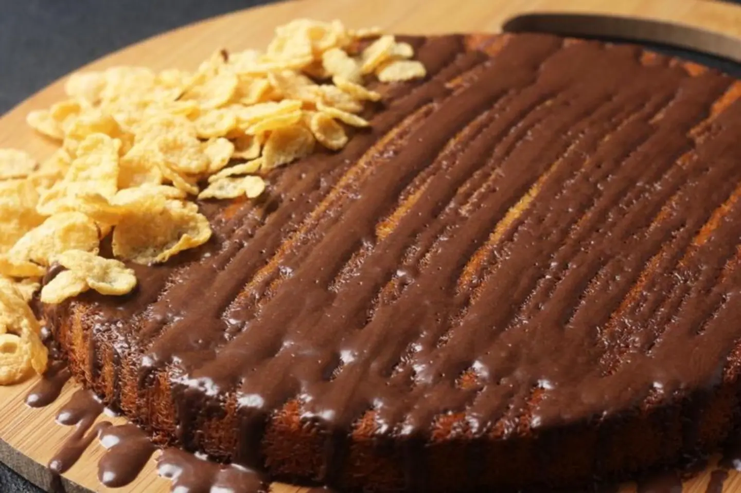 Kunafa With Cream And Belgian Chocolate - Family