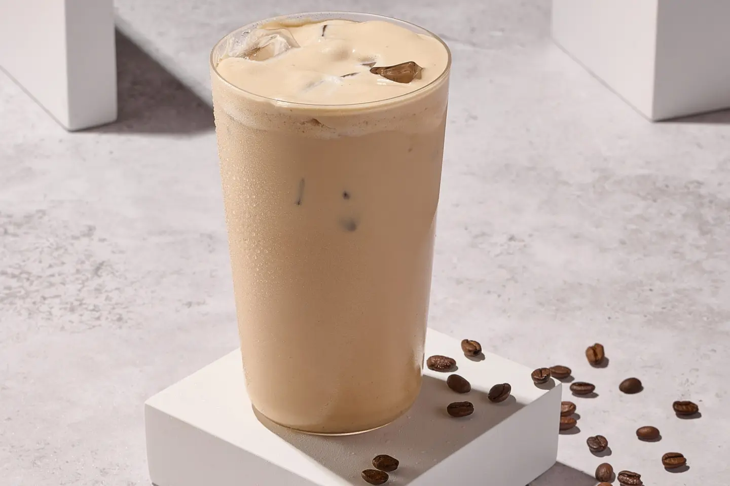 لونج شوت آيس شيكن فانيليا - وسط