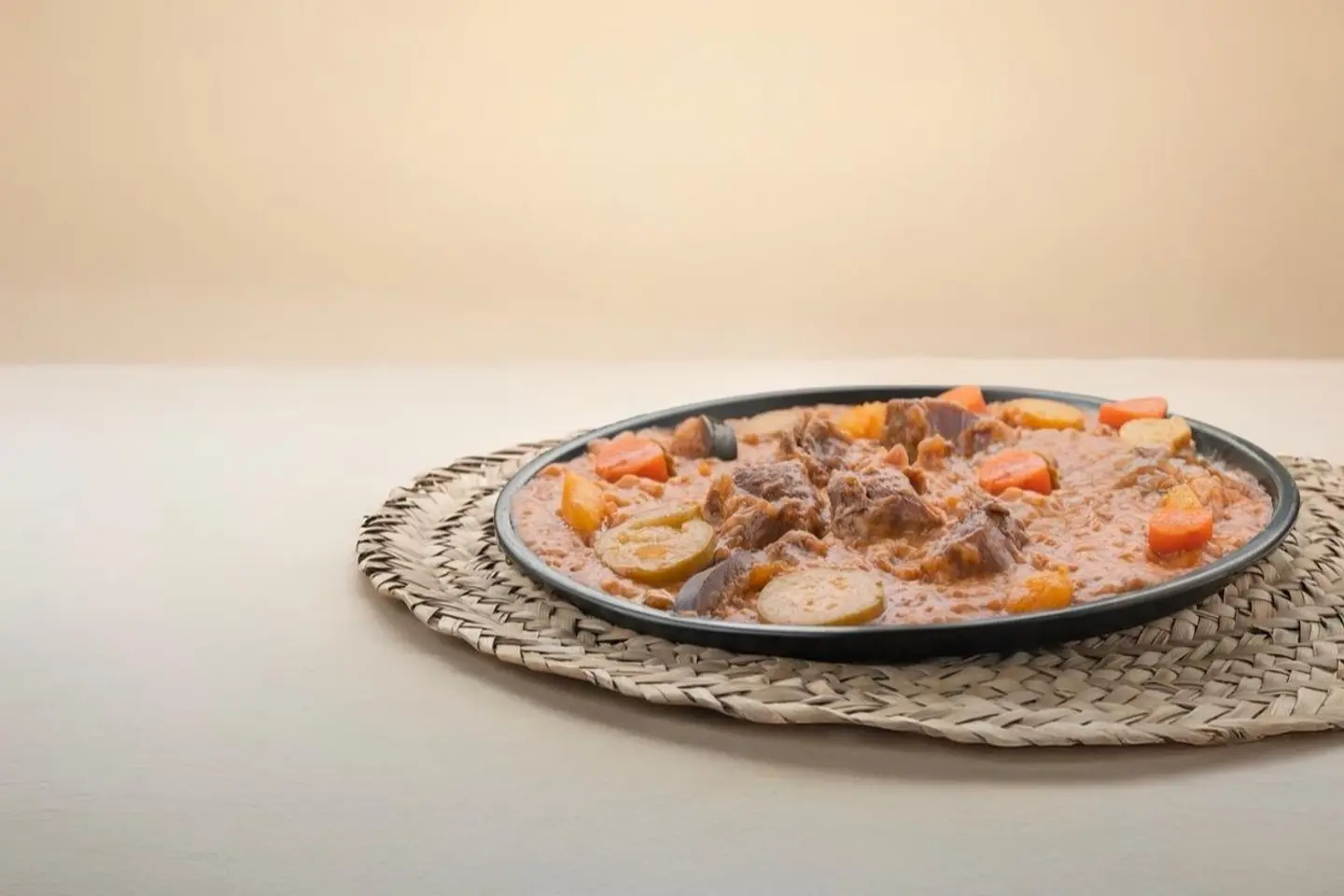 مرقوق لحم - كبير