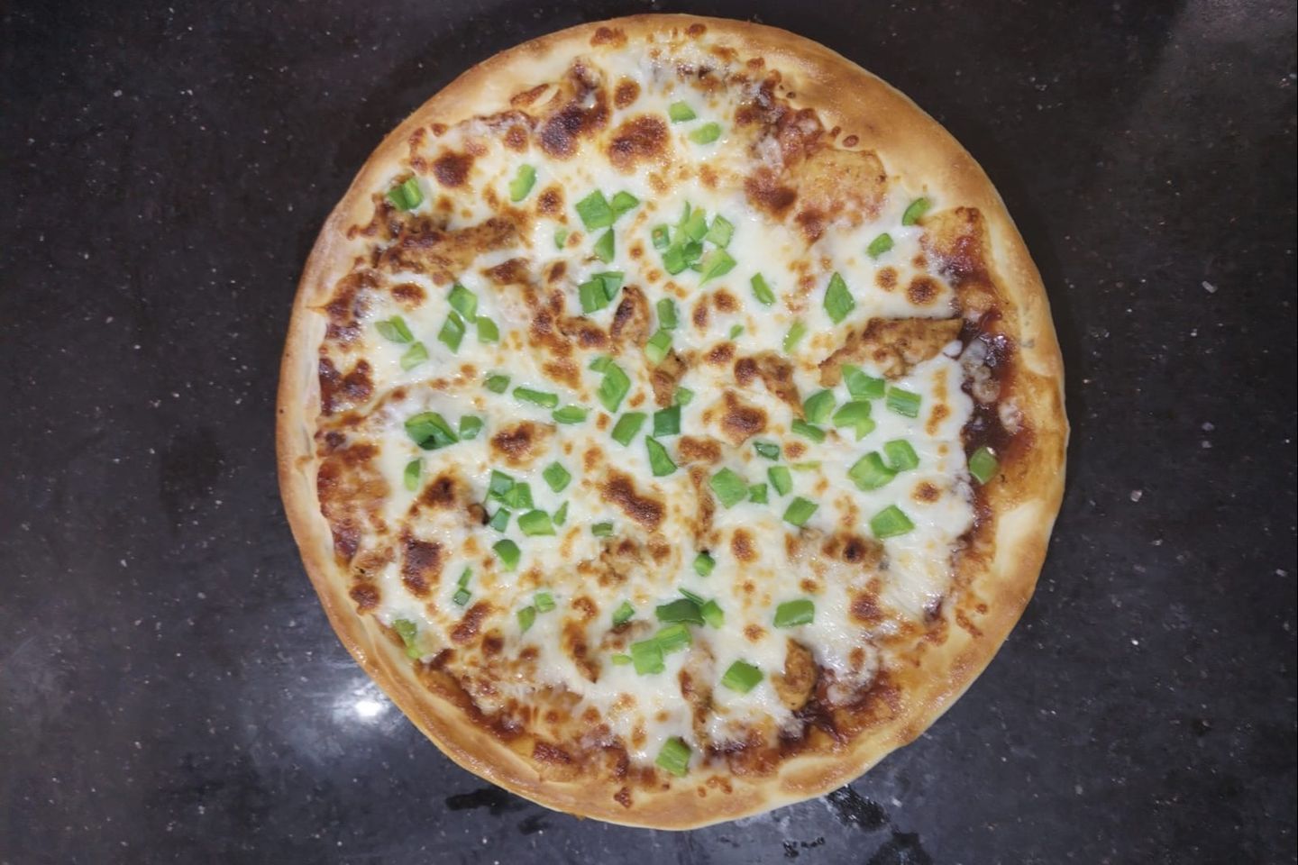 Bbq Chicken Pizza - Medium