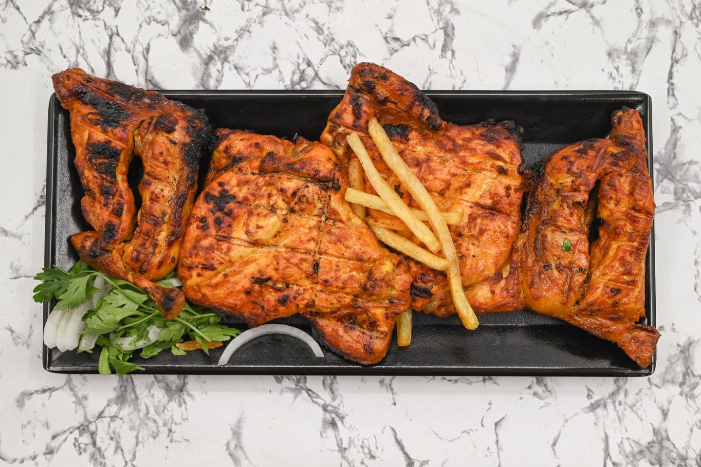دجاج على الفحم ساده - نص دجاجة