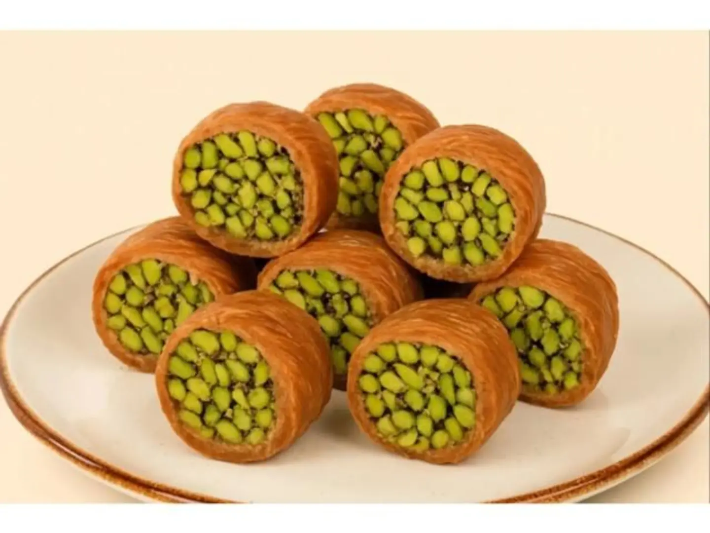 Mabroumeh With Pistachio - Large