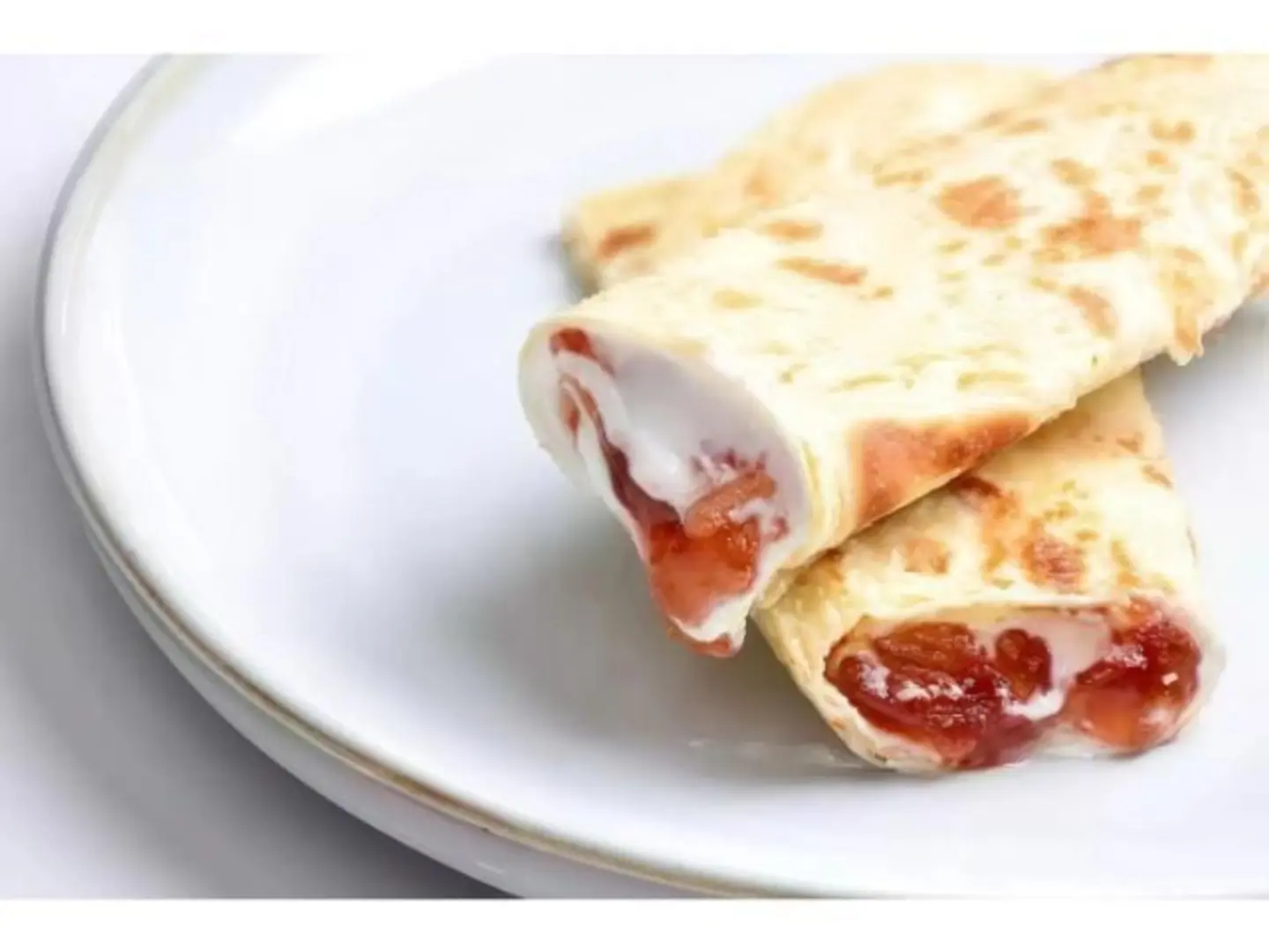 جبن بالمربى