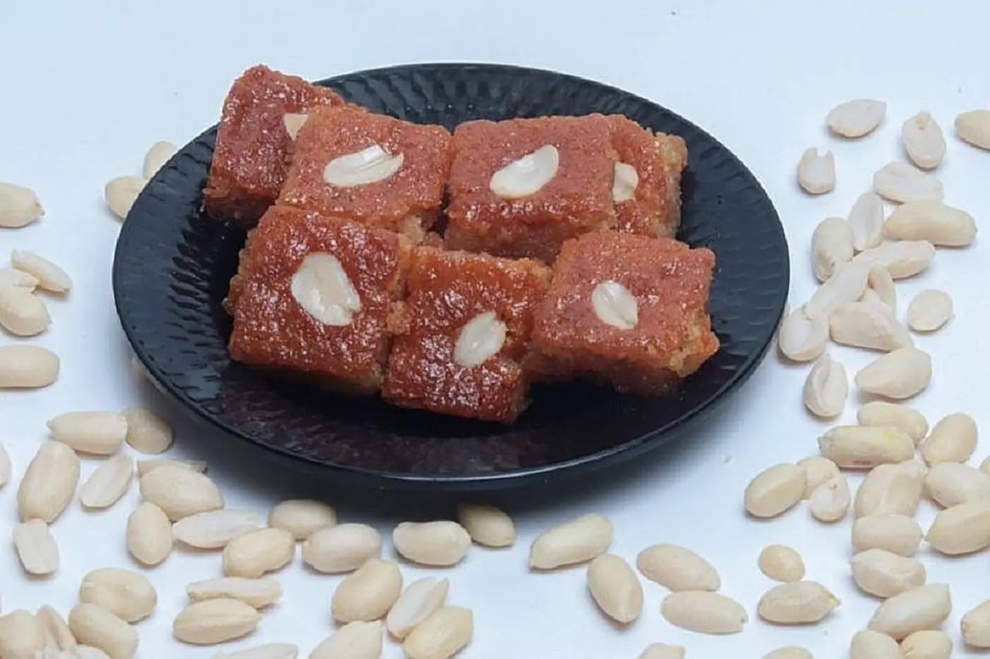 Plain Basbousa - 250 Gram