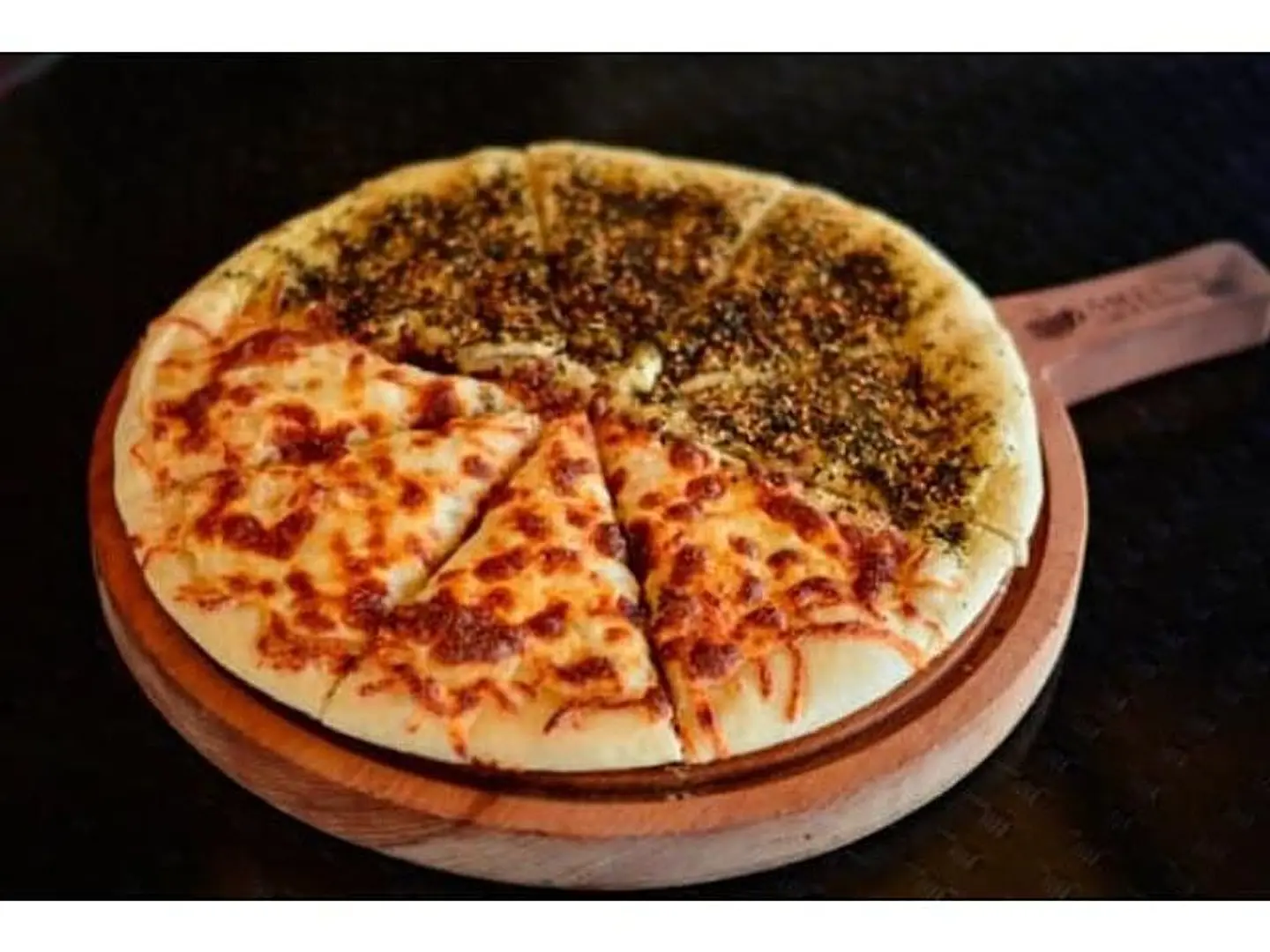 فطيرة لبنة زعتر - صغير