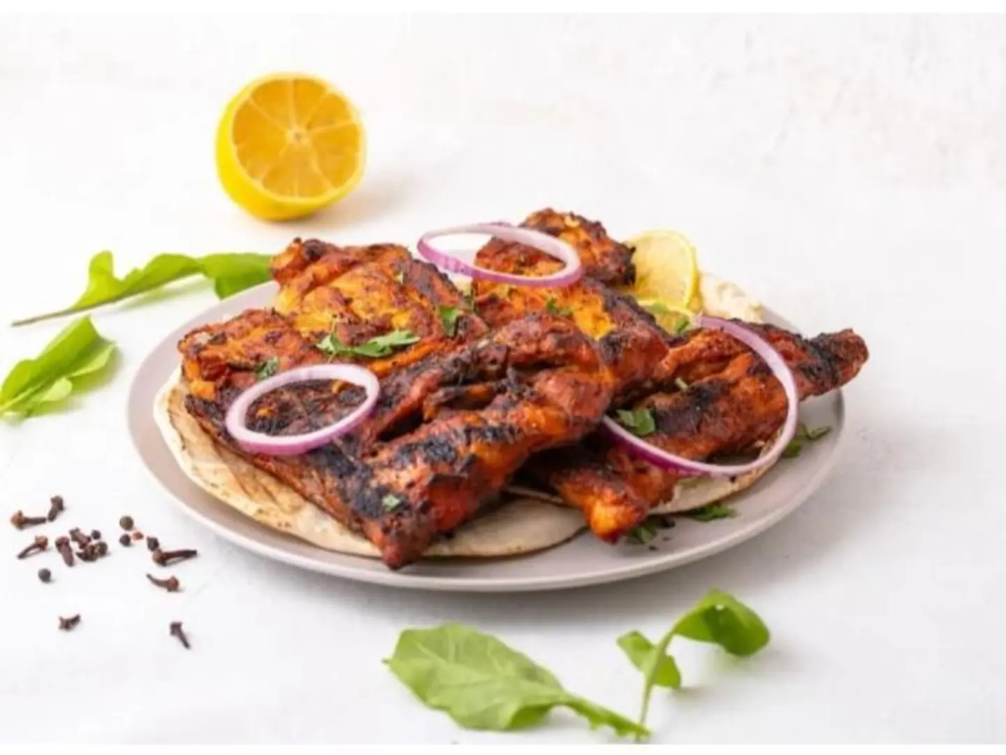 دجاج على الفحم - نص حبة دجاج مع أرز
