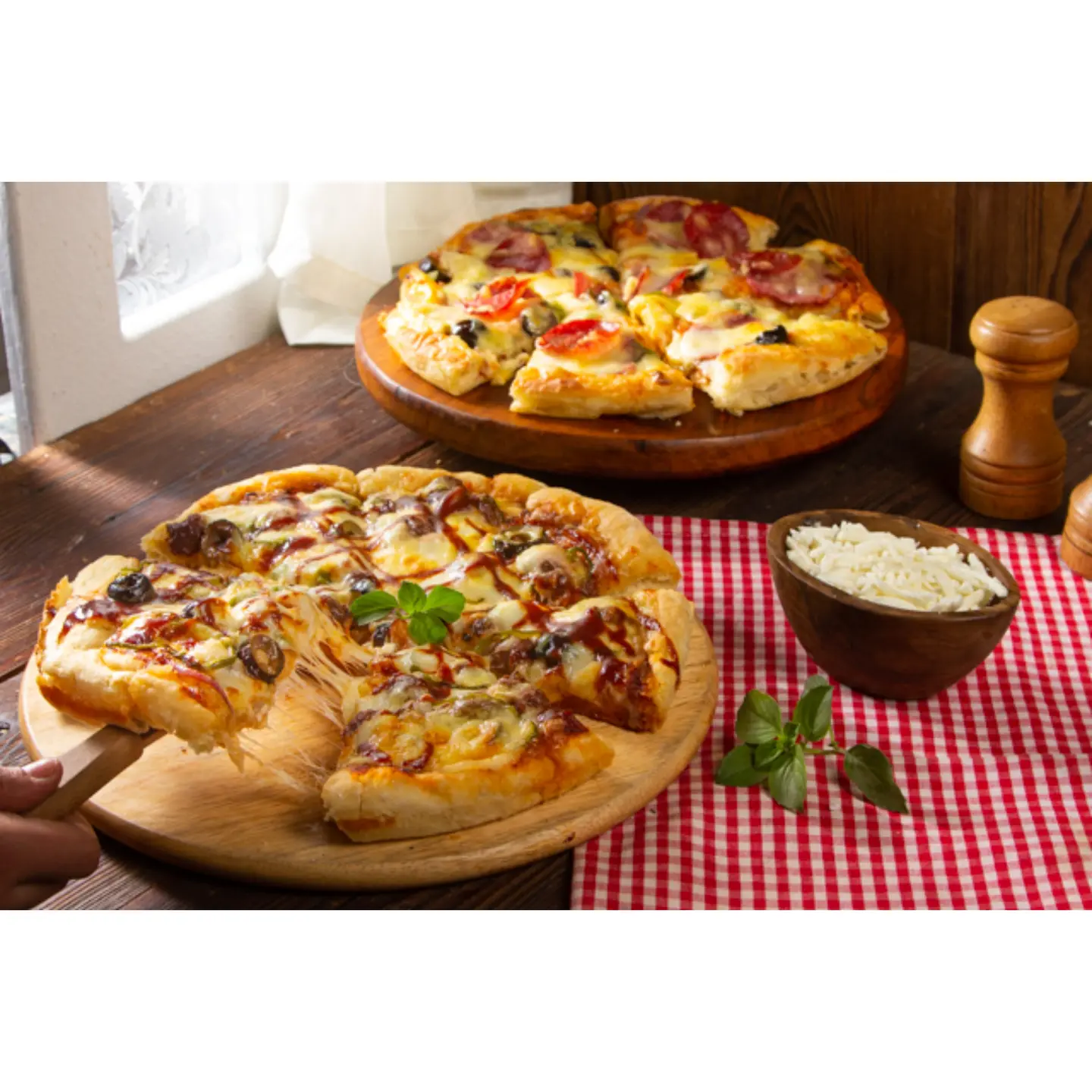 Quattro Formaggi Pizza - Classic