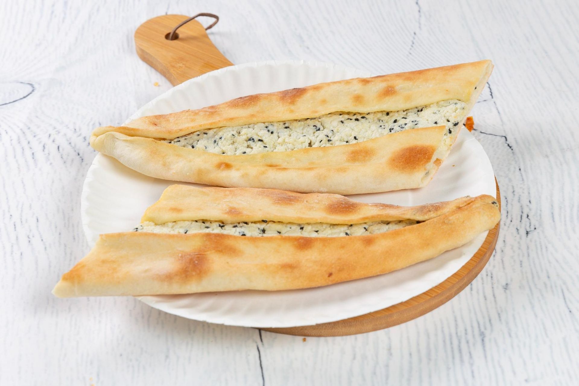فطيرة جبن حلوم - سادة