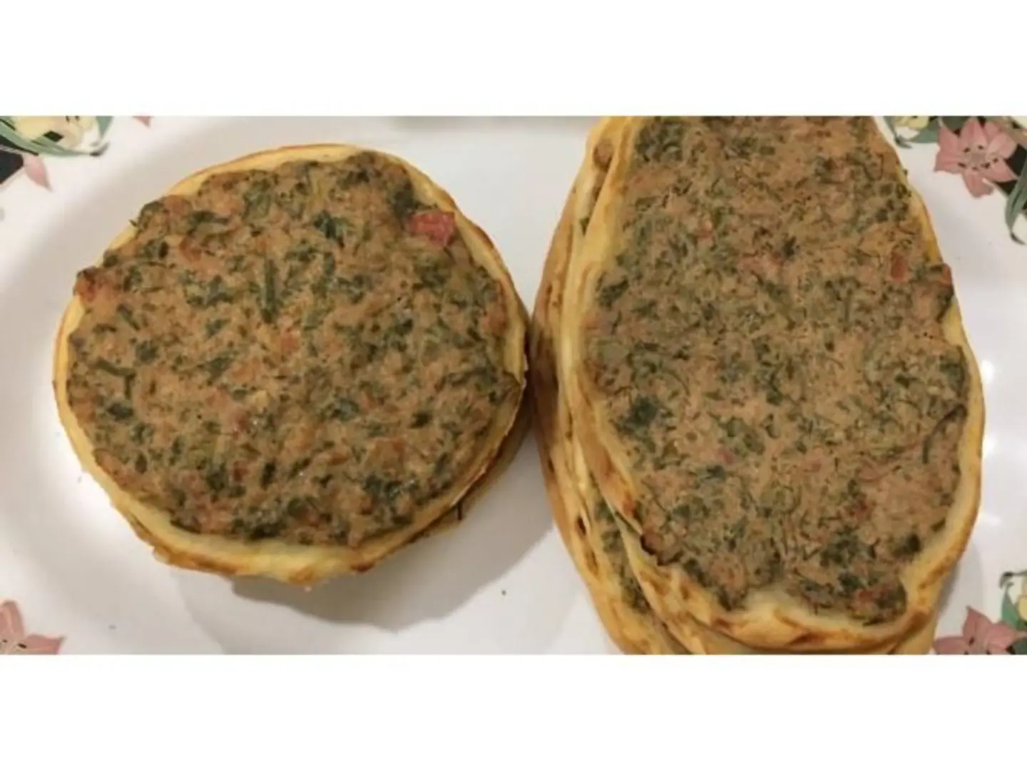 صفيحة دجاج وجبن - صغير