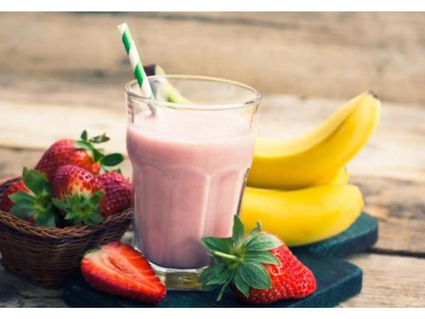 فراولة موز - وسط