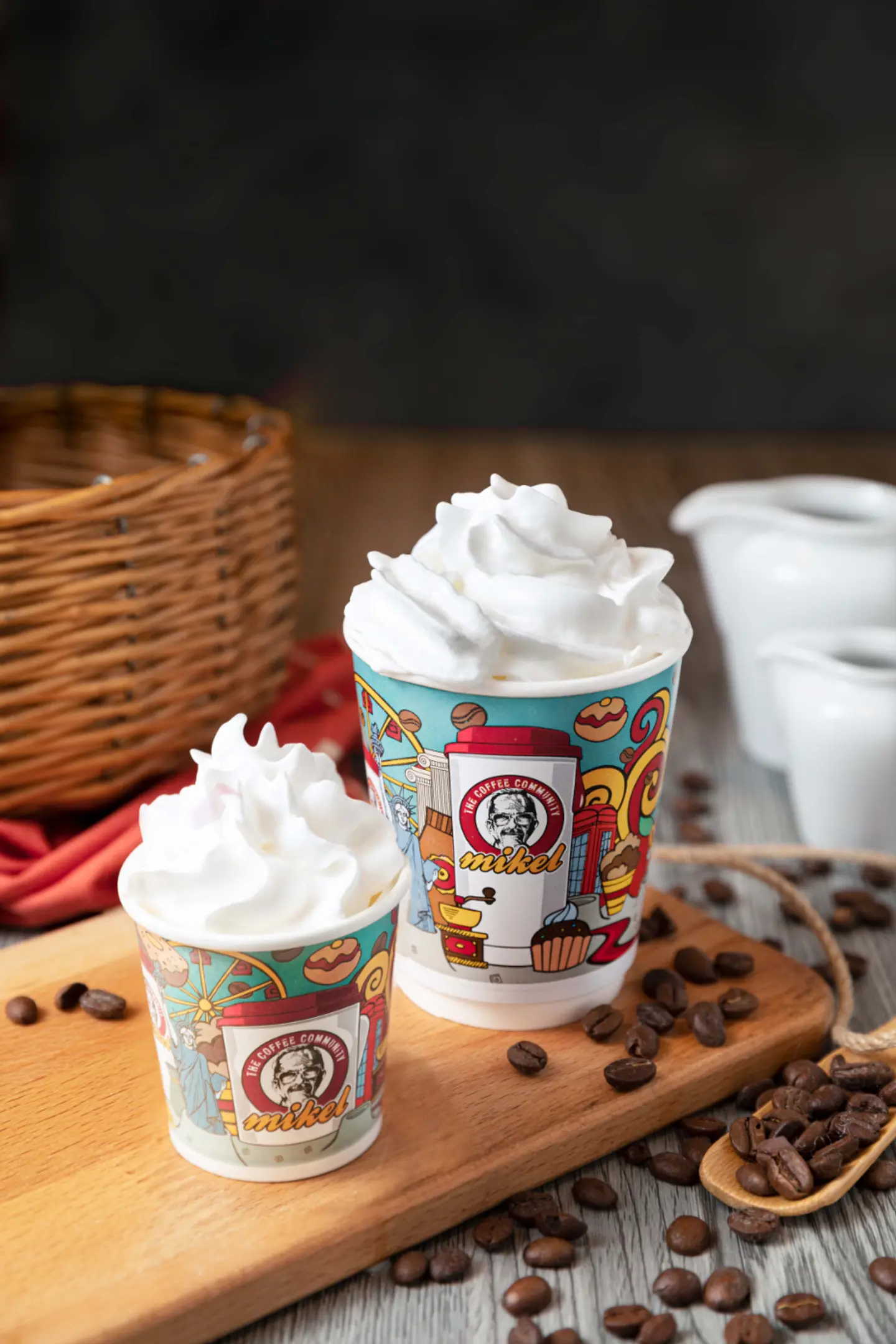 اسبريسو كون بانا - صغير