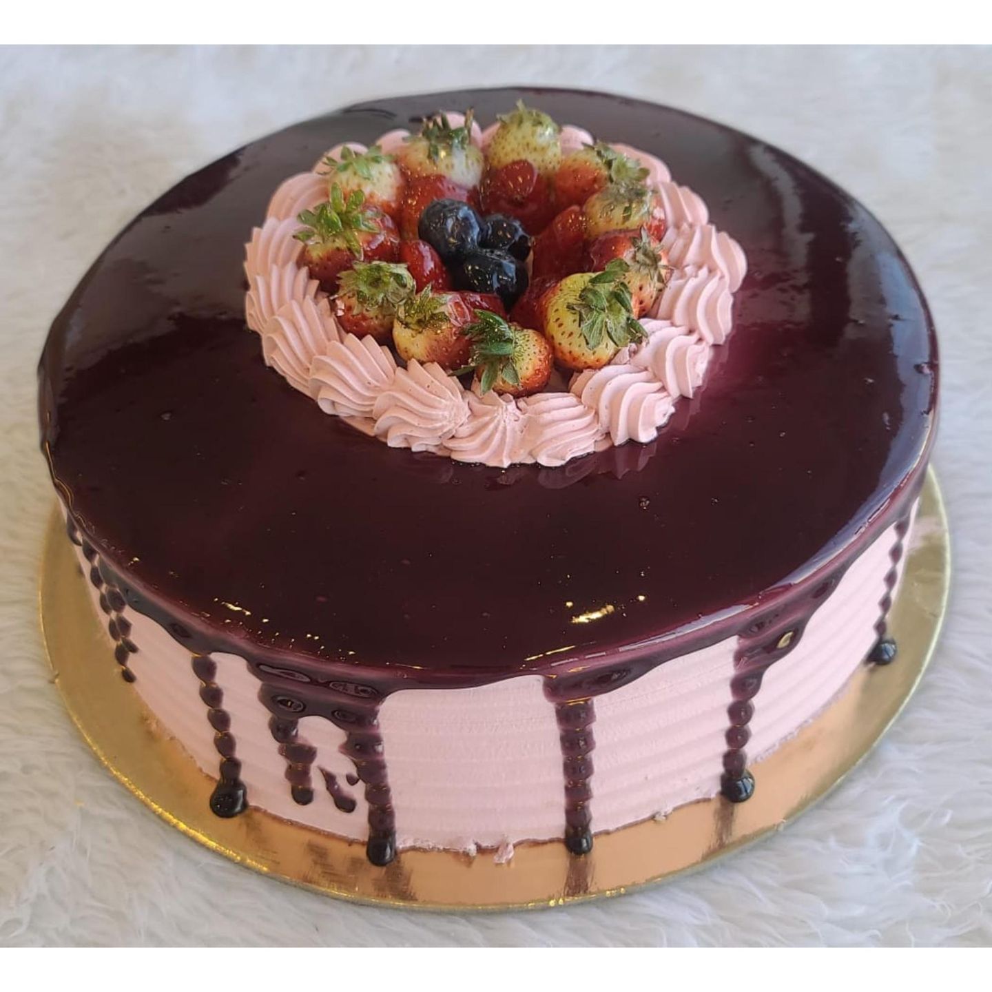 Vimto Cake - Medium