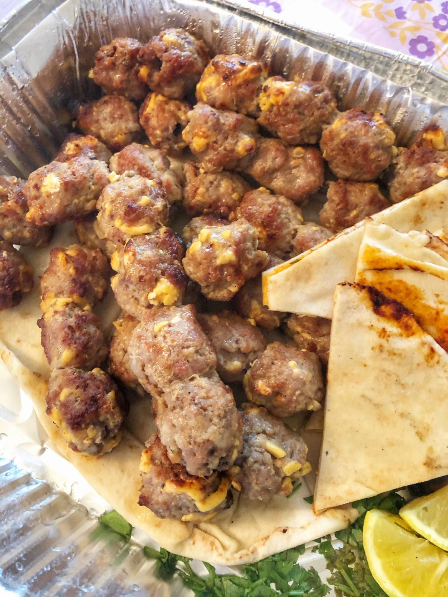 مبشور بالجبنة - نفر
