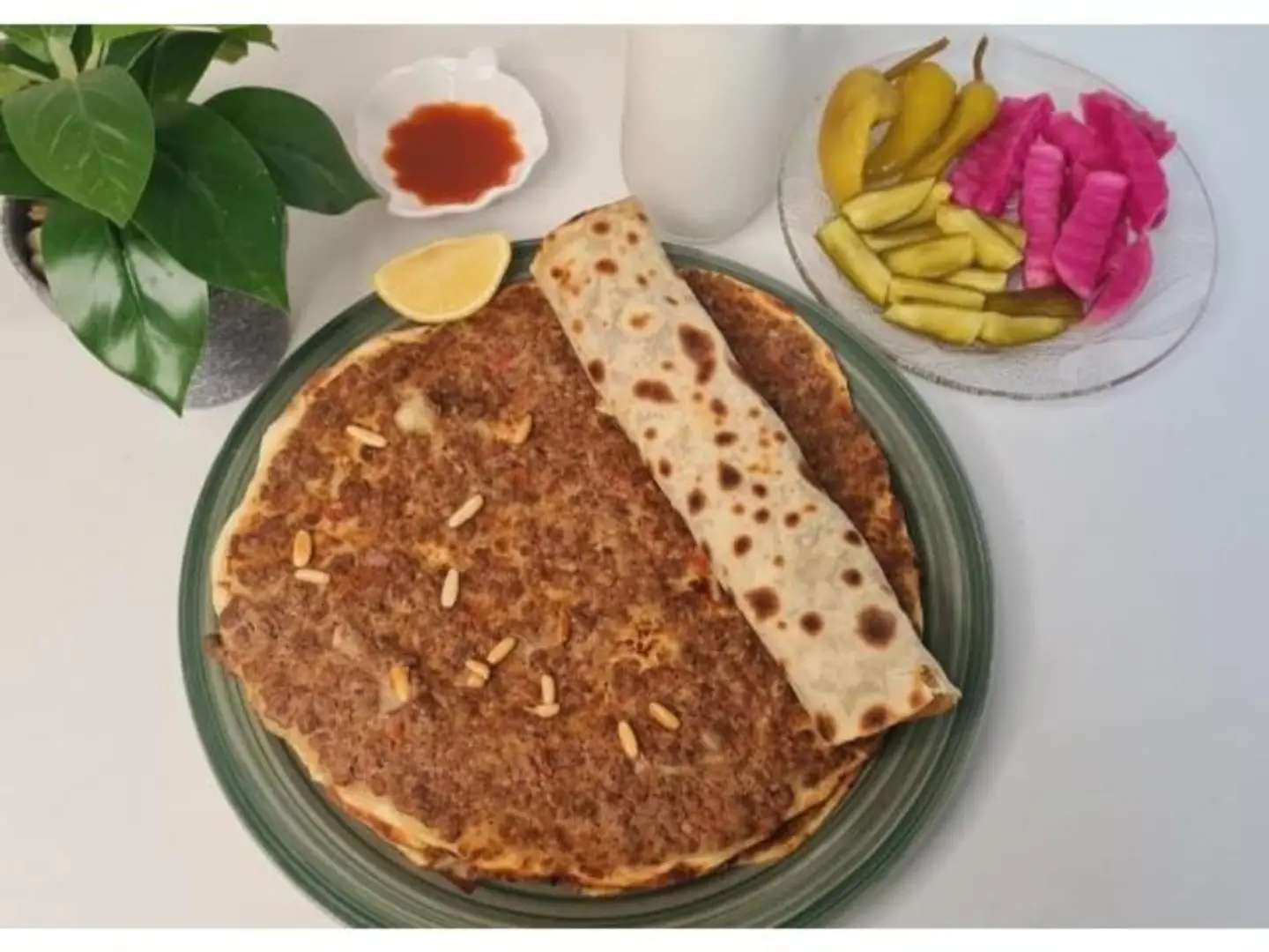 Shami Sfiha With Molasses - Piece