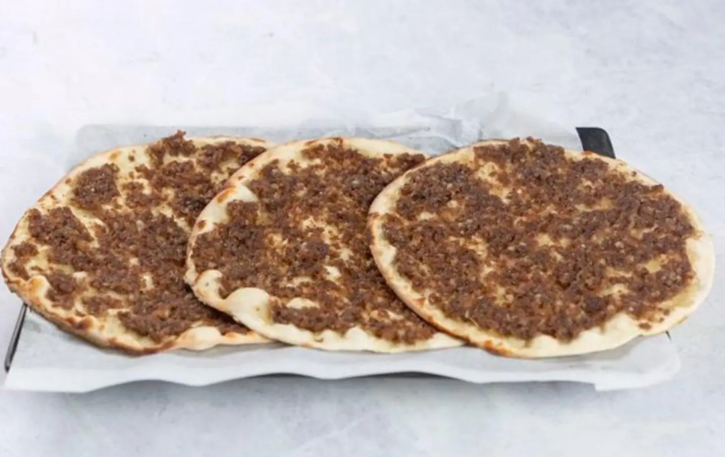 لحم بعجين دبس رمان - نفر