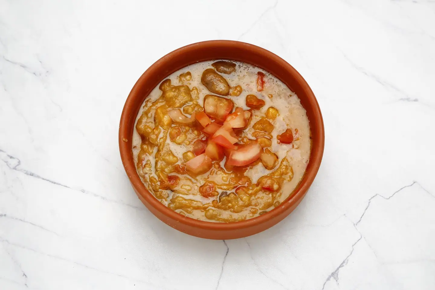 فول بالطماطم - صغير